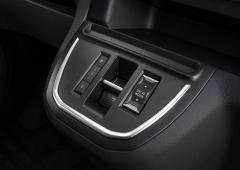 Interieur_opel-vivaro-e-100-electrique-pour-des-livraisons-sans-emissions_1
                                                        width=