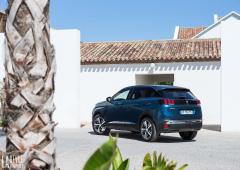 Exterieur_peugeot-3008-gt-hybrid-136-essai_17
                                                        width=