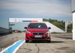 Video l'essai de la Peugeot 308 GTi par Stéphane Peterhansel