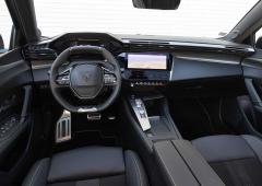 Exterieur_peugeot-408-puretech-eat8-130-gt-les-photos-de-notre-essai_15