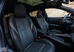 Interieur_peugeot-408-essai_8
                                                        width=