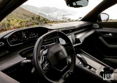 Interieur_peugeot-508-sw-pse-my-2022-le-break-sportif-a-l-essai_1