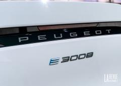 Exterieur_reveal-nouveau-peugeot-3008-iii-a-sochaux_24