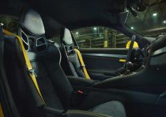 Interieur_porsche-718-cayman-gt4-plus-affutes-que-jamais_5