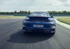 Exterieur_porsche-911-turbo-type-922-45-ans-deja_3
                                                        width=