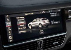 Interieur_porsche-cayenne-coupe-e-hybrid-essai_0
                                                        width=