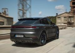 Exterieur_porsche-cayenne-turbo-e-hybrid-avec-le-pack-gt-c-est-la-plus-puissante_5
                                                        width=