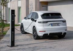 Exterieur_porsche-cayenne-turbo-s-e-hybrid_5
                                                        width=