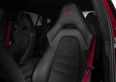 Interieur_porsche-panamera-gts-millesime-2021-essai_2
                                                        width=