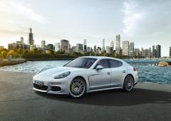 Porsche panamera hybride 4 4 litres aux 100 km 