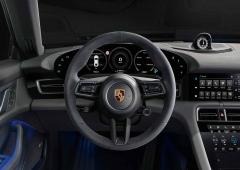 Interieur_porsche-taycan-4s-la-version-low-cost-de-la-porsche-electrique_0
                                                        width=