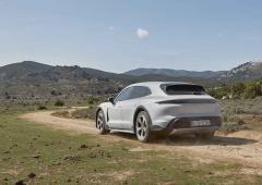 Exterieur_porsche-taycan-cross-turismo-la-sportive-electrique-pour-le-hors-piste_0