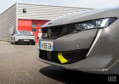 Exterieur_peugeot-508-pse-vs-porsche-taycan-turbo-s_12