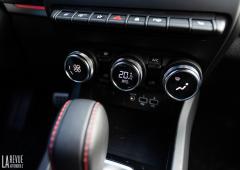 Interieur_renault-arkana-essai_12