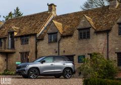 Exterieur_renault-austral-e-tech-road-trip-en-angleterre_34