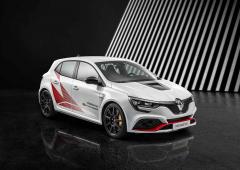 Exterieur_renault-megane-4-rs-trophy-r-essai-sur-le-nurburgring_18
                                                        width=