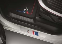 Interieur_renault-twingo-le-coq-sportif_1
                                                        width=