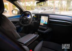 Interieur_essai-renault-scenic-e-tech-87kwh-grande-autonomie-esprit-alpine_41