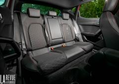 Interieur_seat-leon-etsi-150-essai_5
                                                        width=