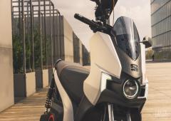 Exterieur_seat-mo-le-scooter-electrique-iberique_0