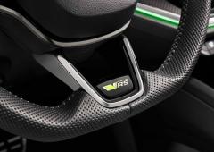 Interieur_skoda-enyaq-coupe-iv-rs-300-canassons-pour-la-sportive-electrique_3