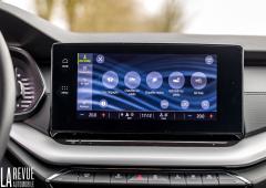 Interieur_skoda-octavia-combi-tdi-150-business-essai_10