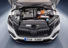 Exterieur_skoda-octavia-rs-iv-la-berline-sportive-hybride_12