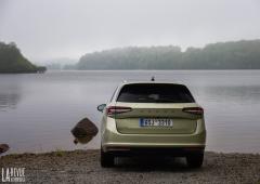Exterieur_skoda-superb-combi-les-photos-de-notre-essai_10