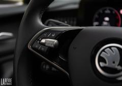 Exterieur_skoda-superb-combi-les-photos-de-notre-essai_25
