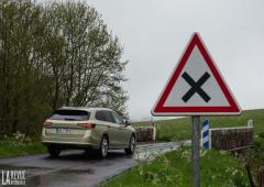 Exterieur_skoda-superb-combi-les-photos-de-notre-essai_5