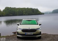 Exterieur_skoda-superb-combi-les-photos-de-notre-essai_8