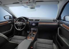 Interieur_skoda-superb-scout-le-grand-break-combi-en-mode-suv_0
                                                        width=