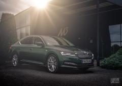 Exterieur_skoda-superb-iv-laurin-klement-la-berline-hybride-rechargeable-a-l-essai_6