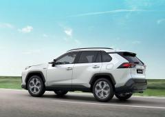 Exterieur_suzuki-across-le-rav4-a-la-sauce-suzuki_1