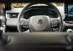 Interieur_suzuki-across-plug-in-hybrid_3