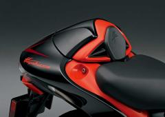 Exterieur_suzuki-hayabusa-25th-anniversary-les-photos-et-les-infos_13
                                                        width=