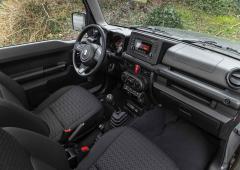 Exterieur_suzuki-jimny-55-ans-un-album-collector_16