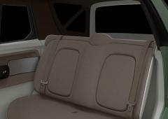 Interieur_suzuki-waku-spo-le-coupe-hybride-se-transformant-en-shooting-brake_2