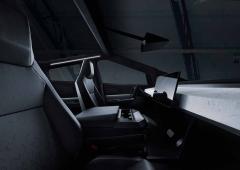 Interieur_tesla-cybertruck-le-pick-up-100-electrique_1