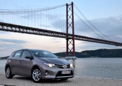 Serie speciale toyota auris feel 