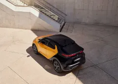 Nouveau Toyota C-HR : réservez dès maintenant en ligne