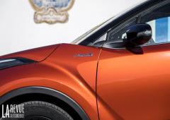 Exterieur_toyota-c-hr-hybride-2019-essai_14