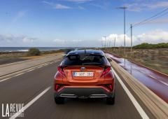 Exterieur_toyota-c-hr-hybride-2019-essai_2