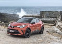 Exterieur_toyota-c-hr-dynamic-suv-hybride-annee-2020_8
                                                        width=