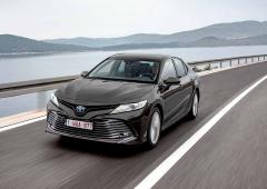 Exterieur_toyota-camry-hybrid-2022_5
                                                        width=