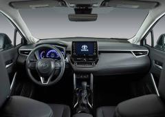 Interieur_toyota-corolla-cross_0