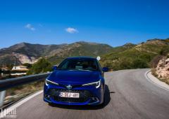 Exterieur_toyota-corolla-hybrid-2023-essai_15