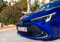 Exterieur_toyota-corolla-hybrid-2023-essai_9