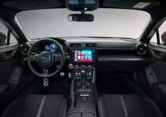 Interieur_toyota-gr-86-le-coupe-au-gros-coeur_0
                                                        width=