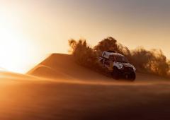 Exterieur_toyota-hilux-gazoo-racing-dkr-hilux-t1-les-photos-et-les-infos_3